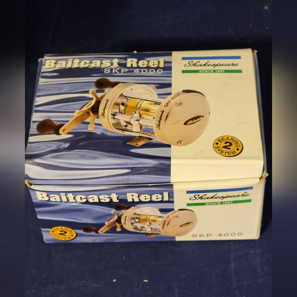 Lightly used Shakespeare Baitcast Reel SKP 4000.